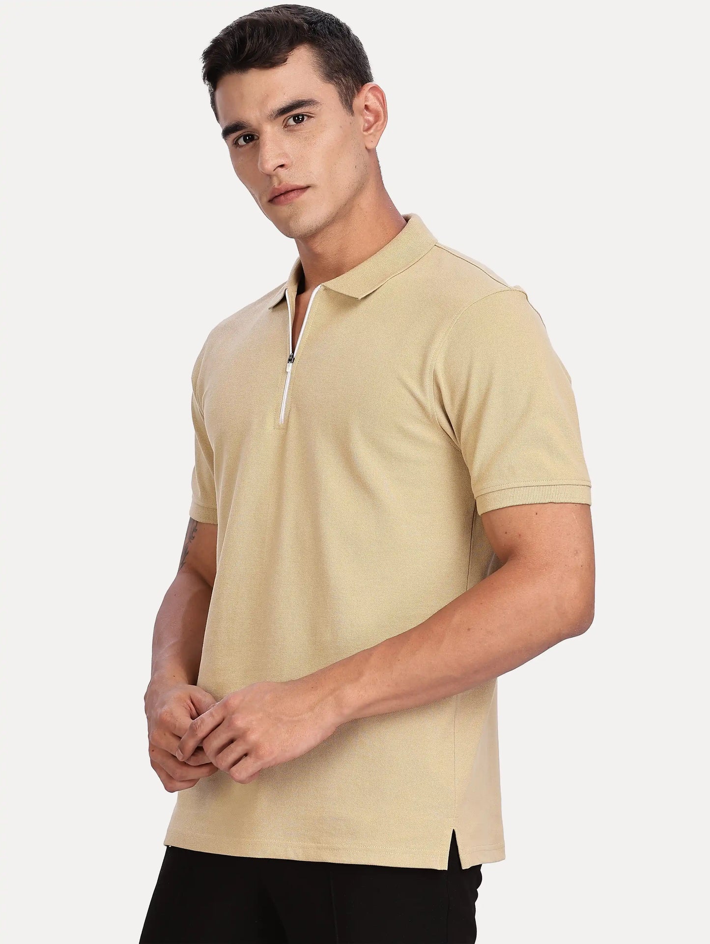 SKIN COLOR MEN SOLID ZIPPER POLO